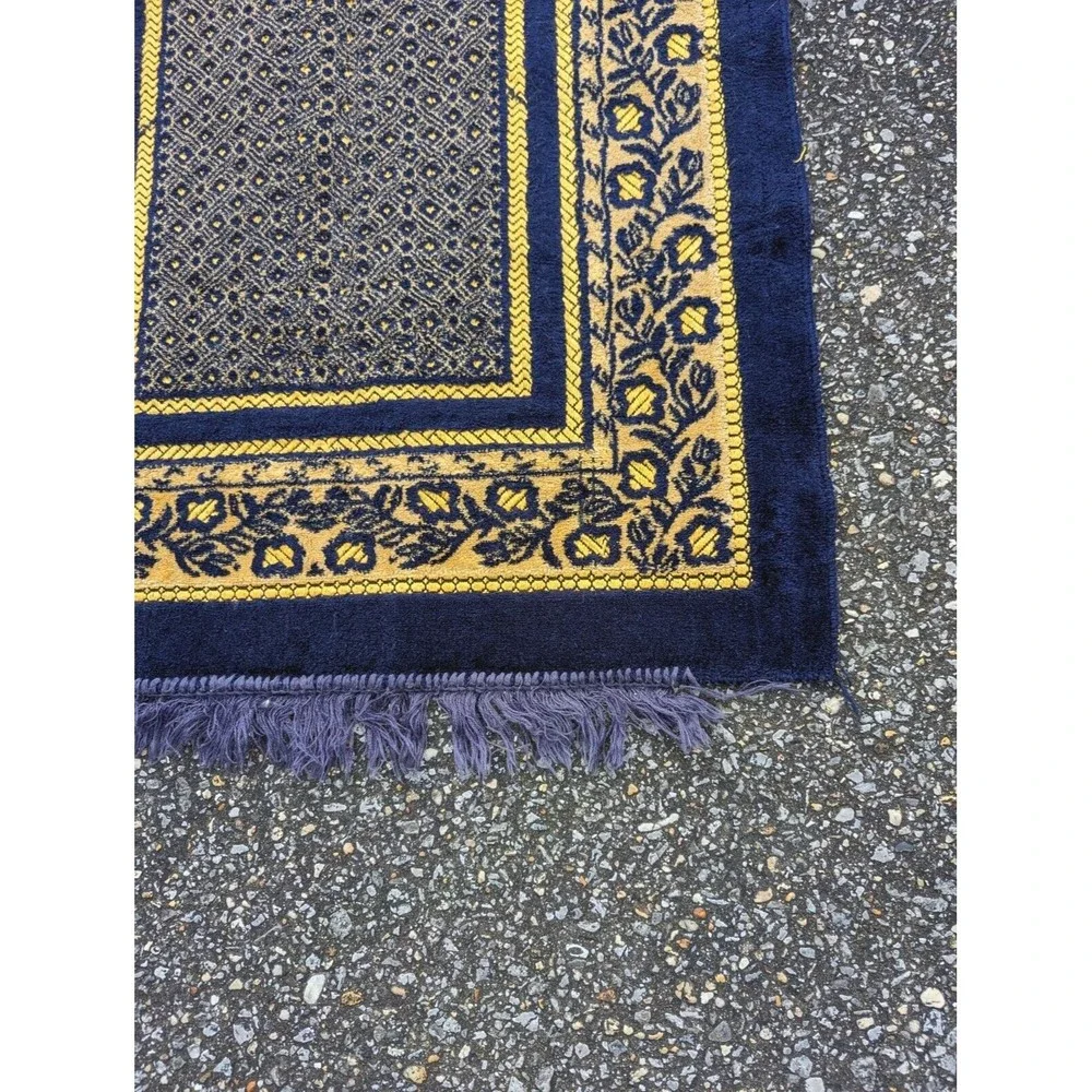 Vintage SBN Prayer Rug Cutworks International Pakistan Handmade Wool Cobalt RARE